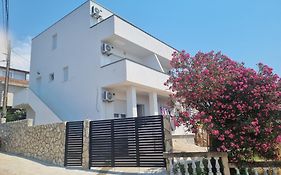 Apartmani Milic